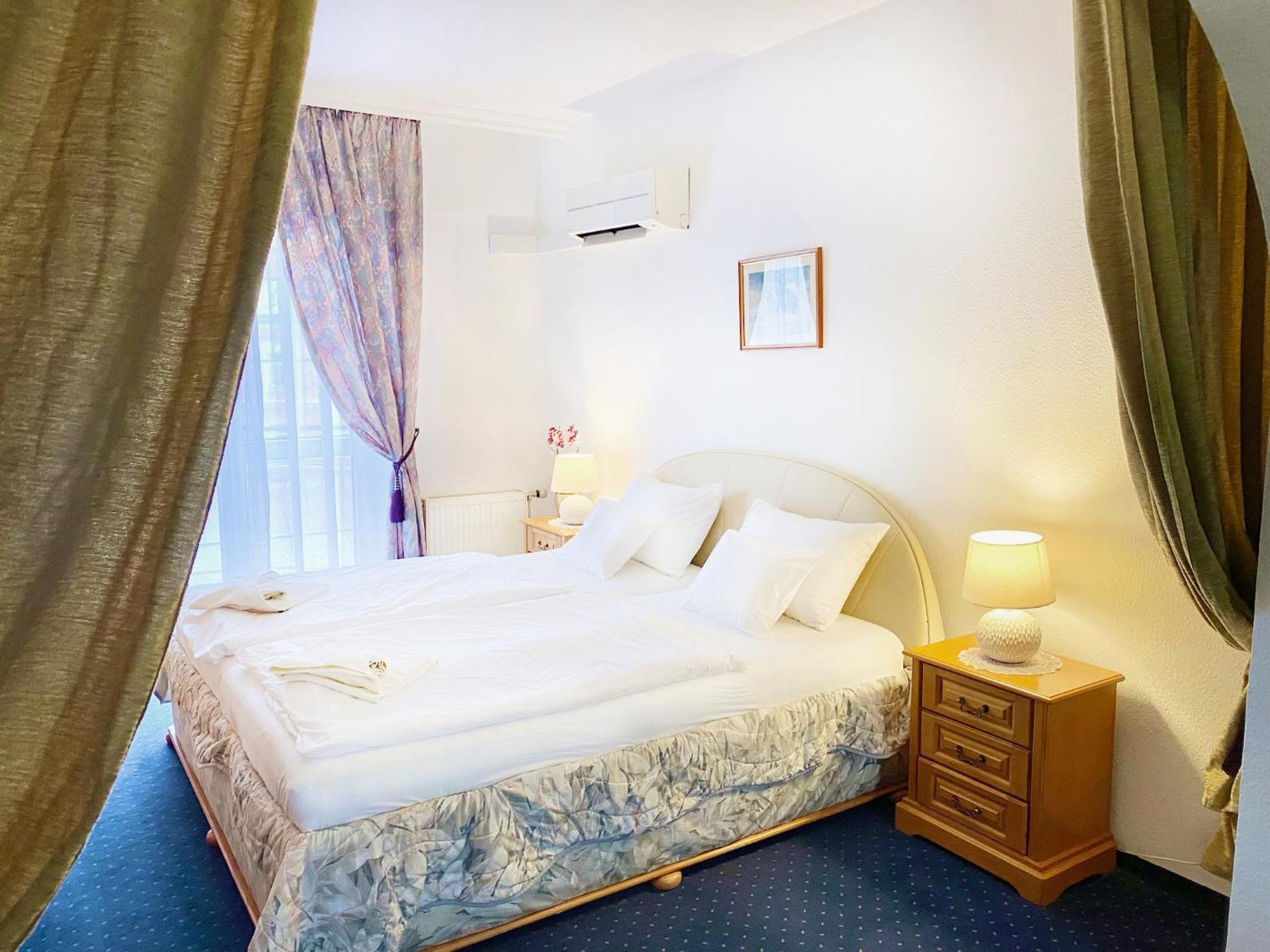 Hotel Wesselenyi Дьєр Екстер'єр фото