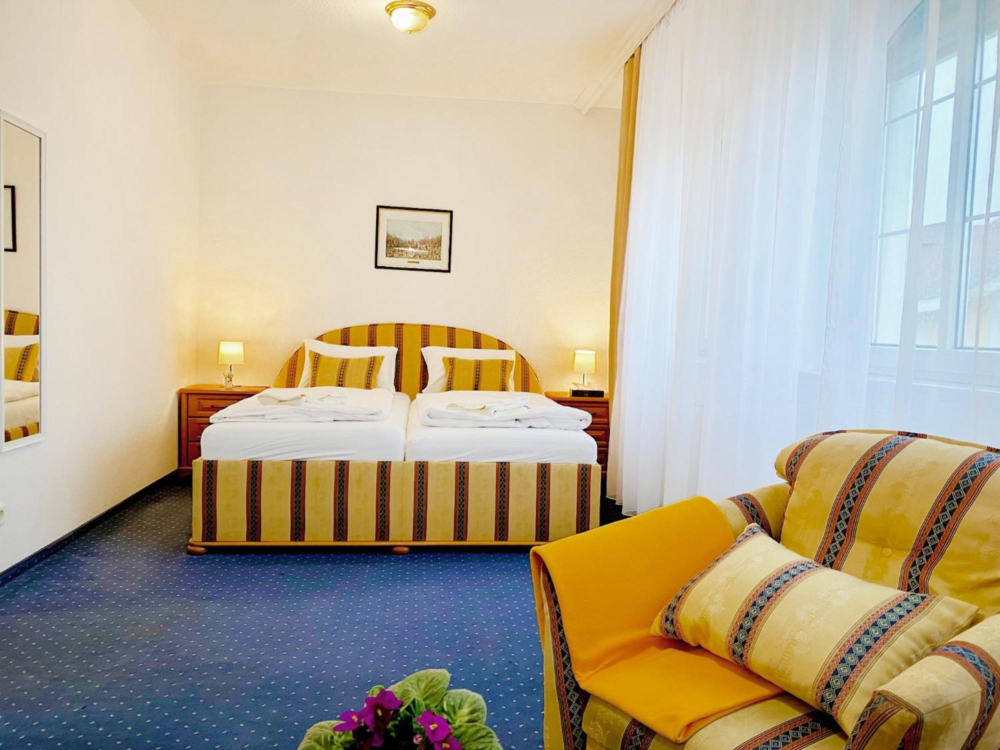 Hotel Wesselenyi Дьєр Екстер'єр фото
